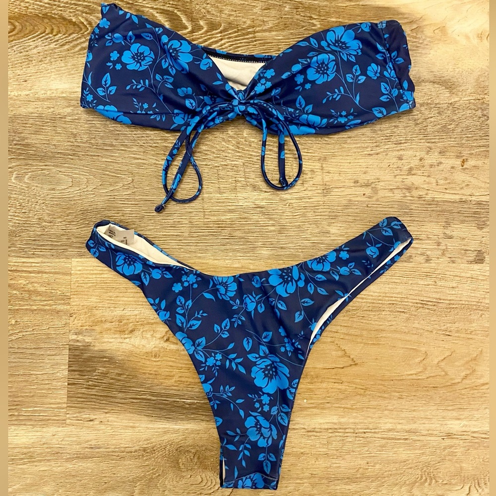 Super Cute Floral Navy swim set
